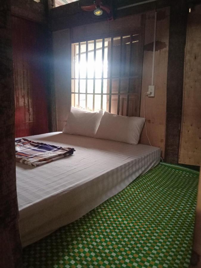 Du Gia Van Chung Homestay Làng Cac Exterior photo