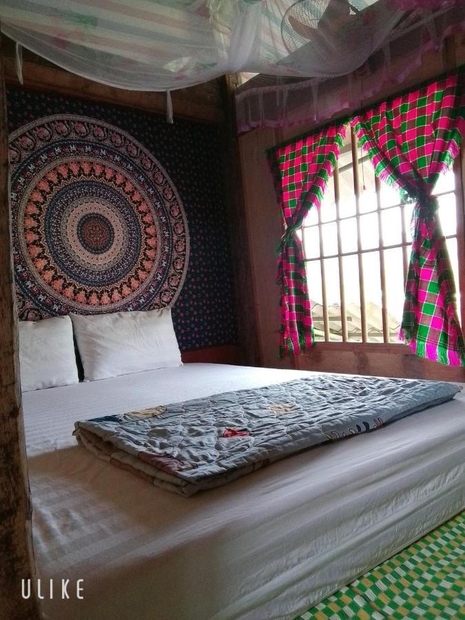 Du Gia Van Chung Homestay Làng Cac Exterior photo